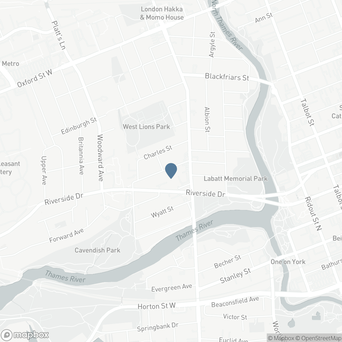 128 MOUNT PLEASANT AVENUE, London, Ontario N6H 1E2